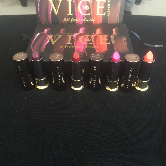 Urban Decay Full Frontal Reloaded Lipstick Set! - Picture 4 of 6